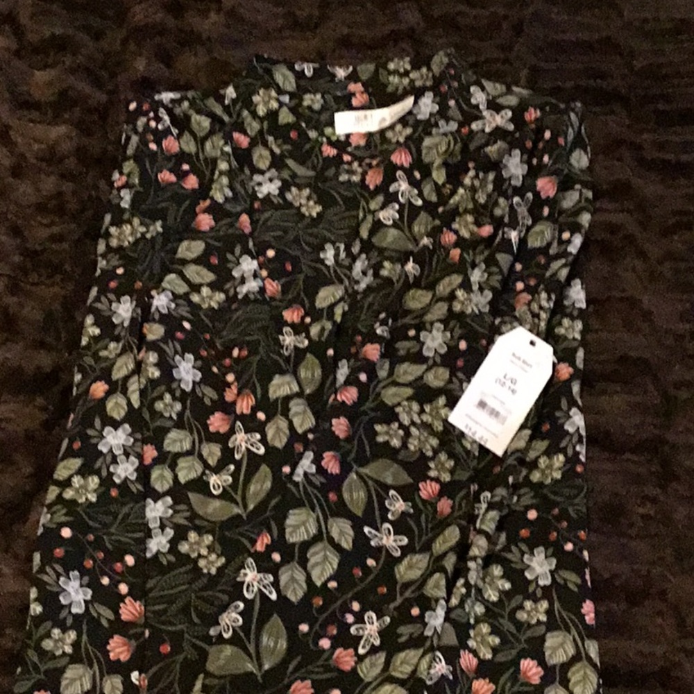 Women’s dress shirt
